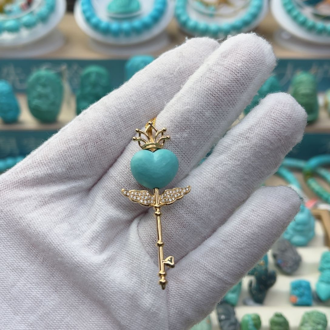 绿松石配饰18K金镶嵌