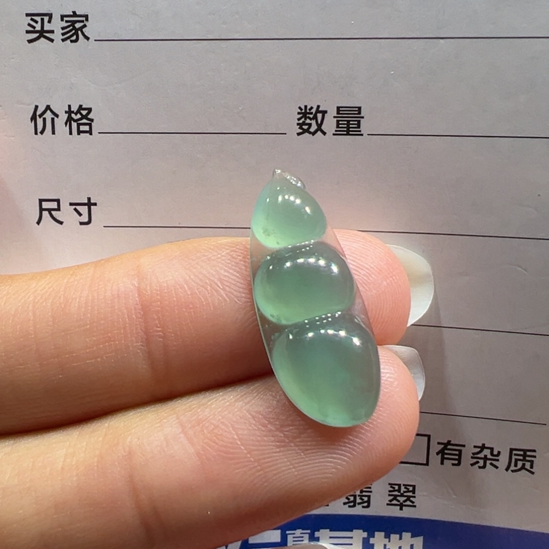 翡翠未镶嵌颈饰5868