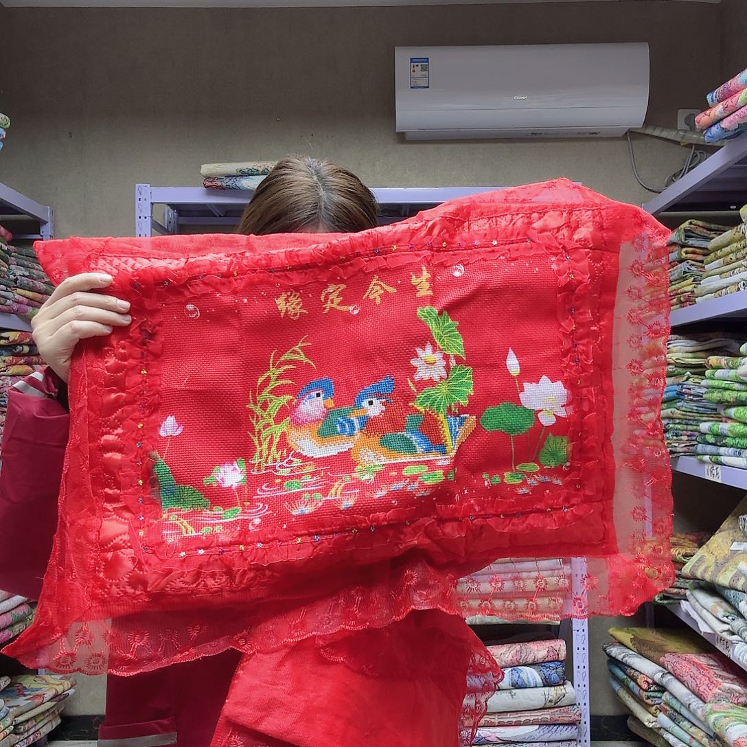 棉十字绣鸳鸯长枕头