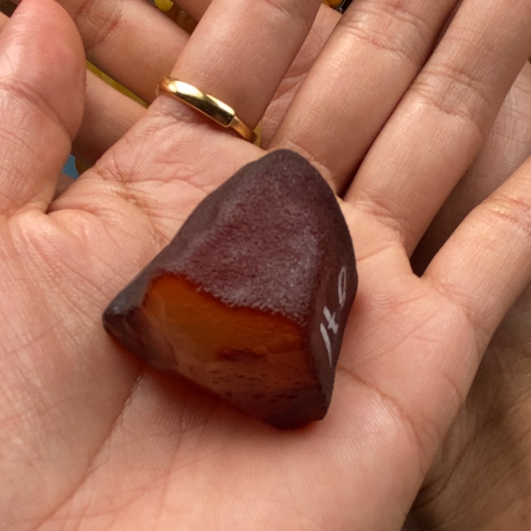 定制琥珀未镶嵌蜜蜡原石定制