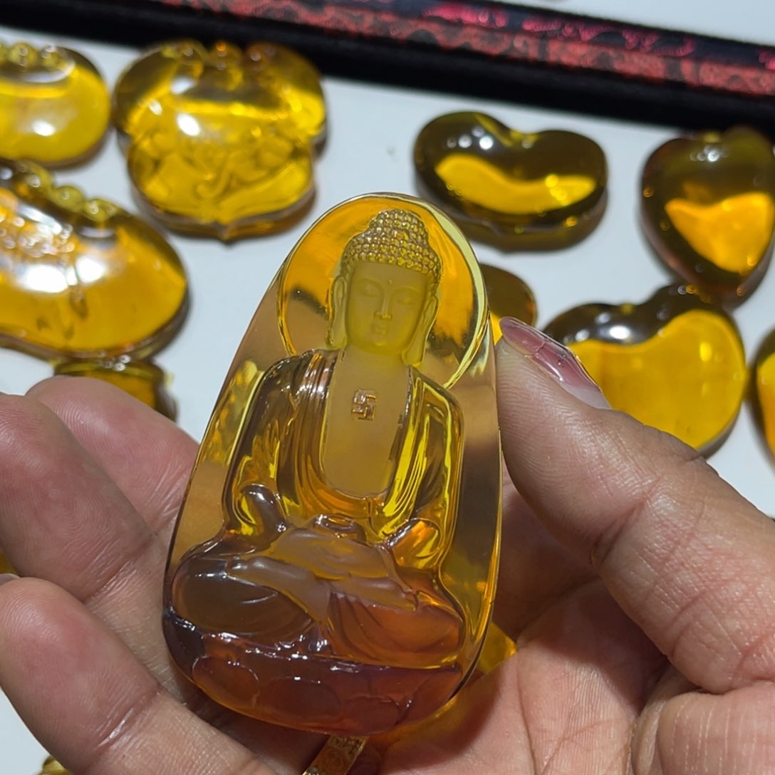 琥珀手链未镶嵌大日如来