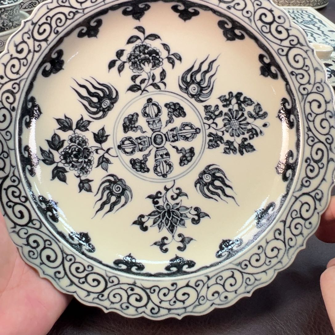 陶景德镇手工手绘陶瓷