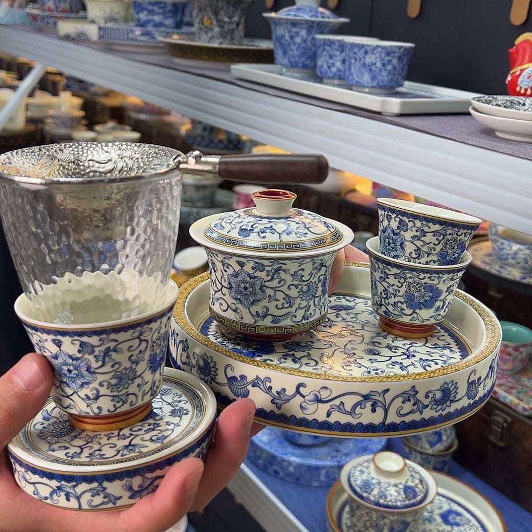 我们的目标是成为一个优秀的人