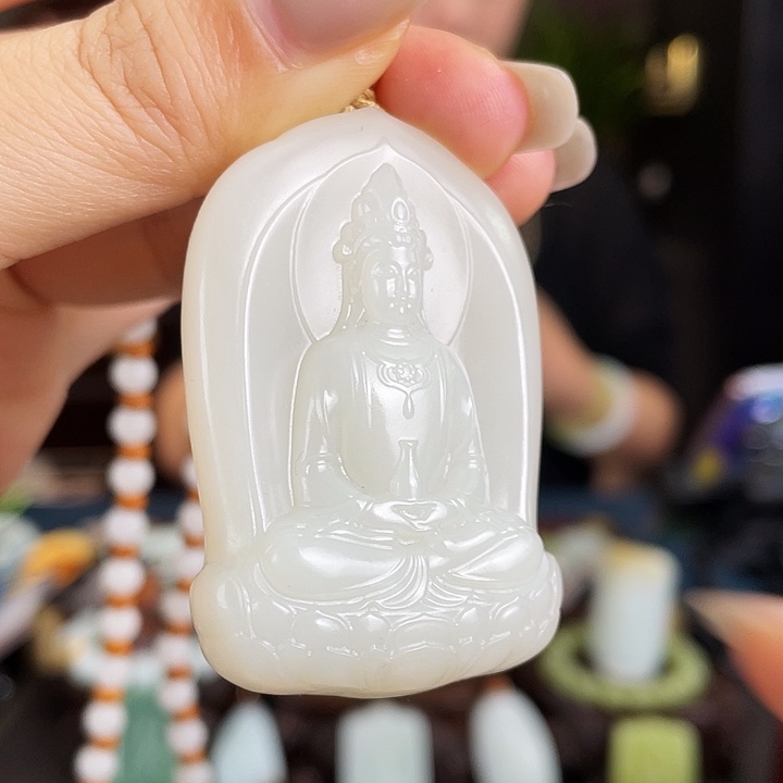 和田玉未镶嵌颈饰定制发货