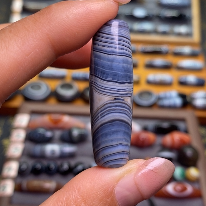 未镶嵌玛瑙/玉髓珠宝半成品平**月