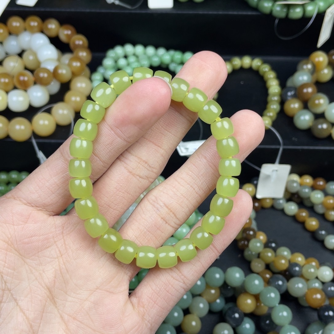 未镶嵌手串和田玉东**乐