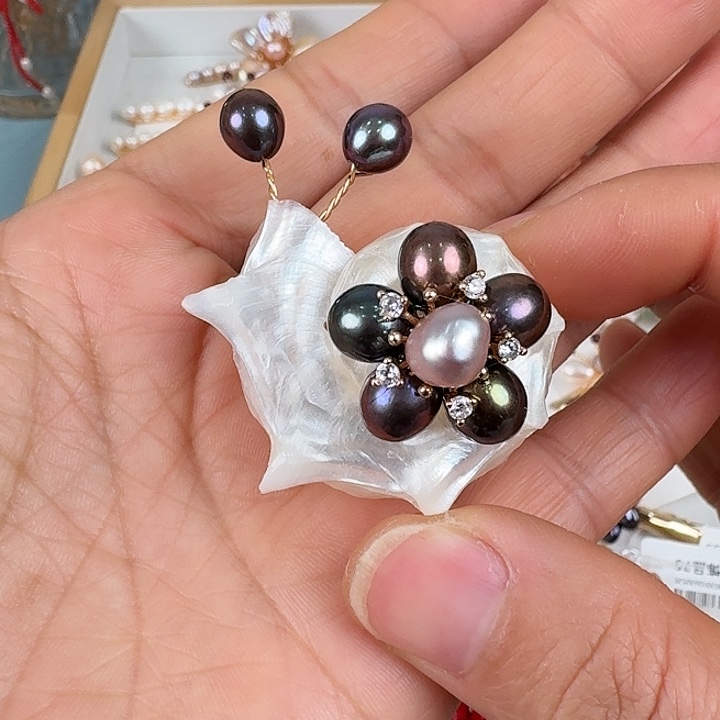 淡水珍珠胸针未镶嵌