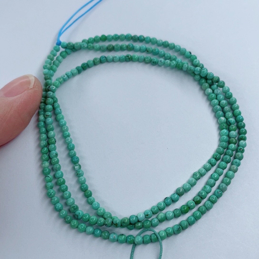 绿松石颈饰未镶嵌