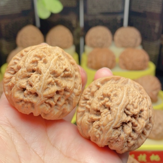 文玩核桃吊坠42全品球筋