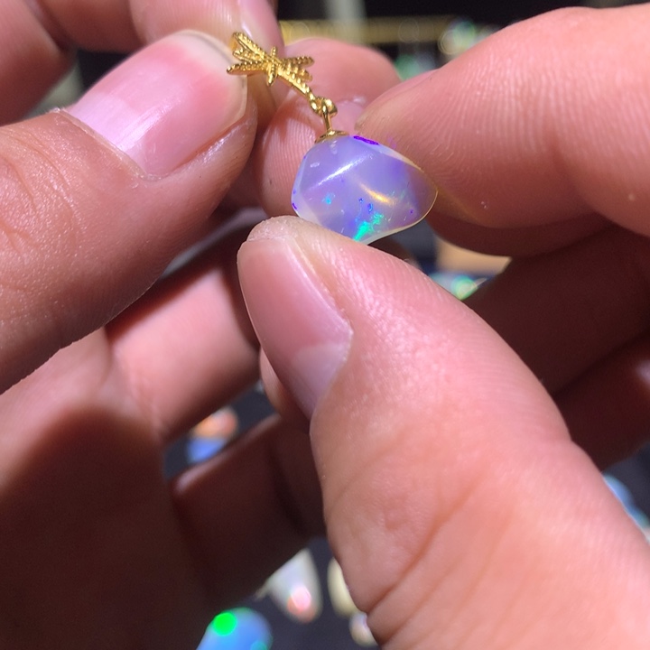 欧泊银S925镶嵌欧泊吊坠