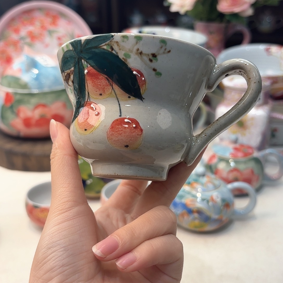 瓷片兔兔好可爱呀