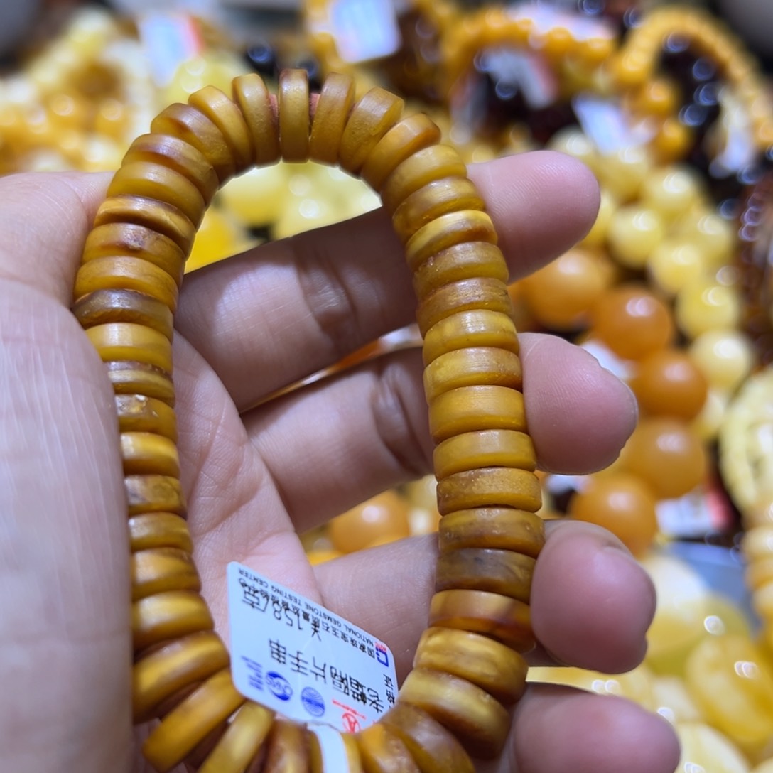 琥珀珠宝奇石未镶嵌