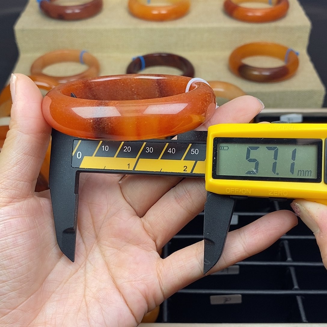 非金属无22号冰焦红满洒金瓜瓜纹