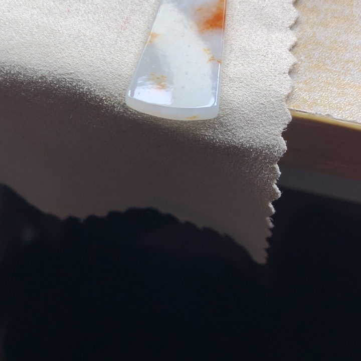 翡翠颈饰未镶嵌吊坠