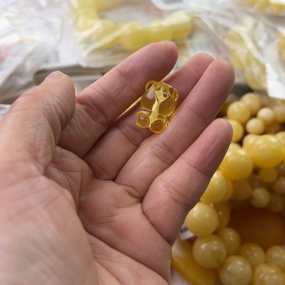 琥珀珠宝奇石未镶嵌