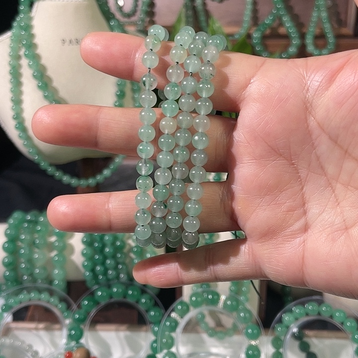 石英质玉（非洲翠）合金手链