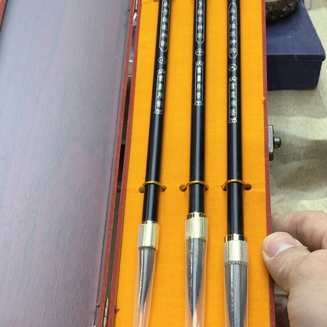 大叶紫檀（黑酸枝木类）