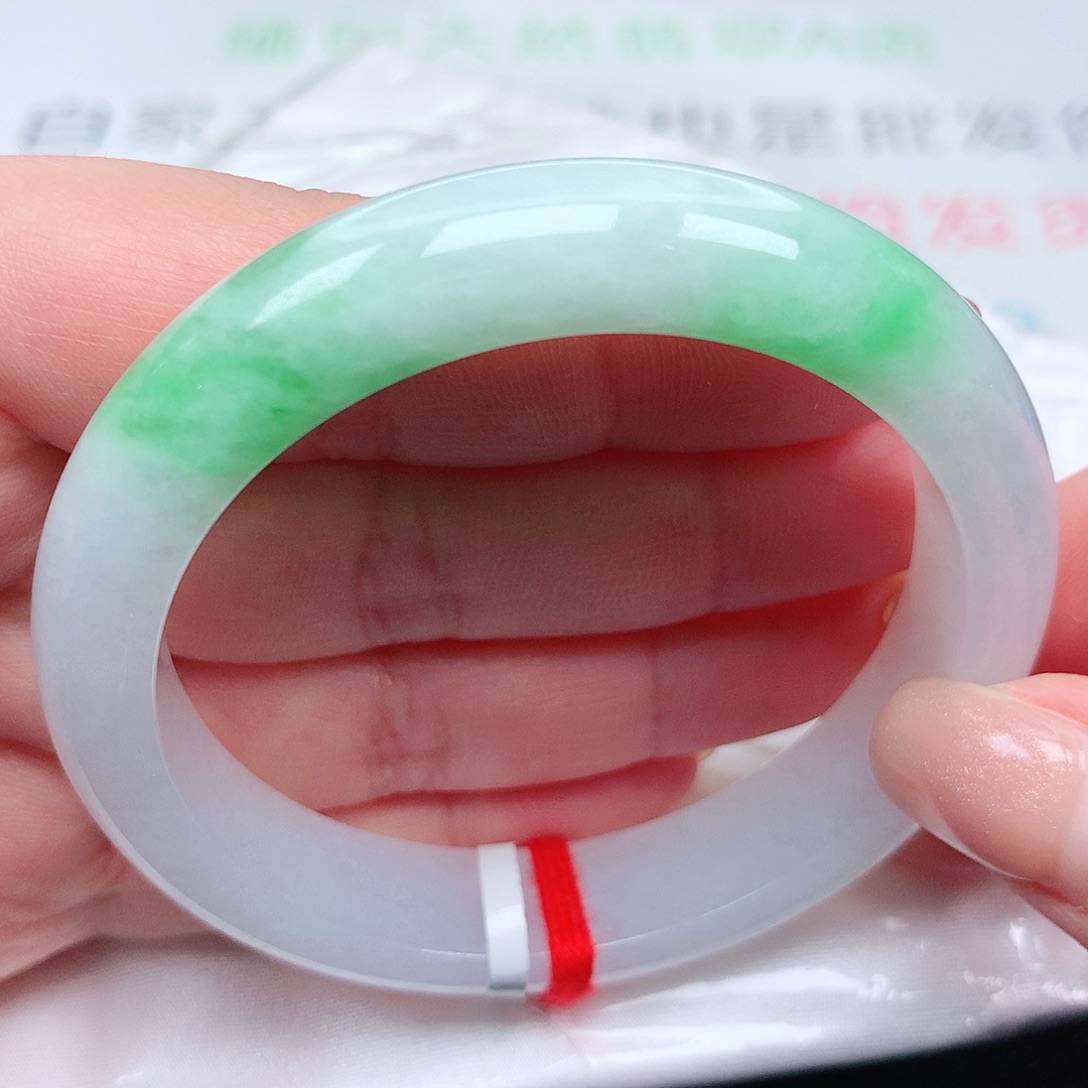 翡翠手镯未镶嵌白底青9⭐️