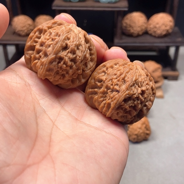 文玩核桃把件42磨盘