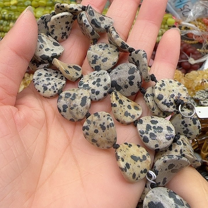 玛瑙/玉髓合金珠宝半成品斑点石项链一条