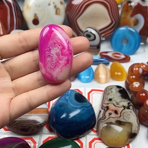 玛瑙/玉髓耳环未镶嵌