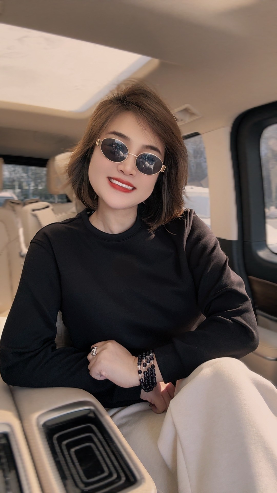 伴月伊人25秋冬高定系列加绒刺绣格卫衣（171233）