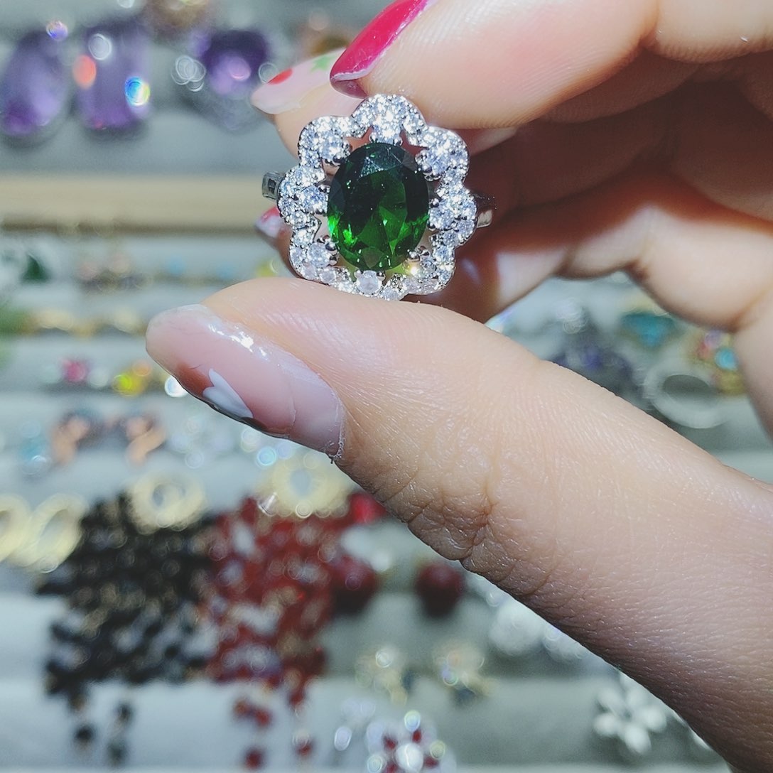 【闪购商品】托帕石耳饰银S925镶嵌