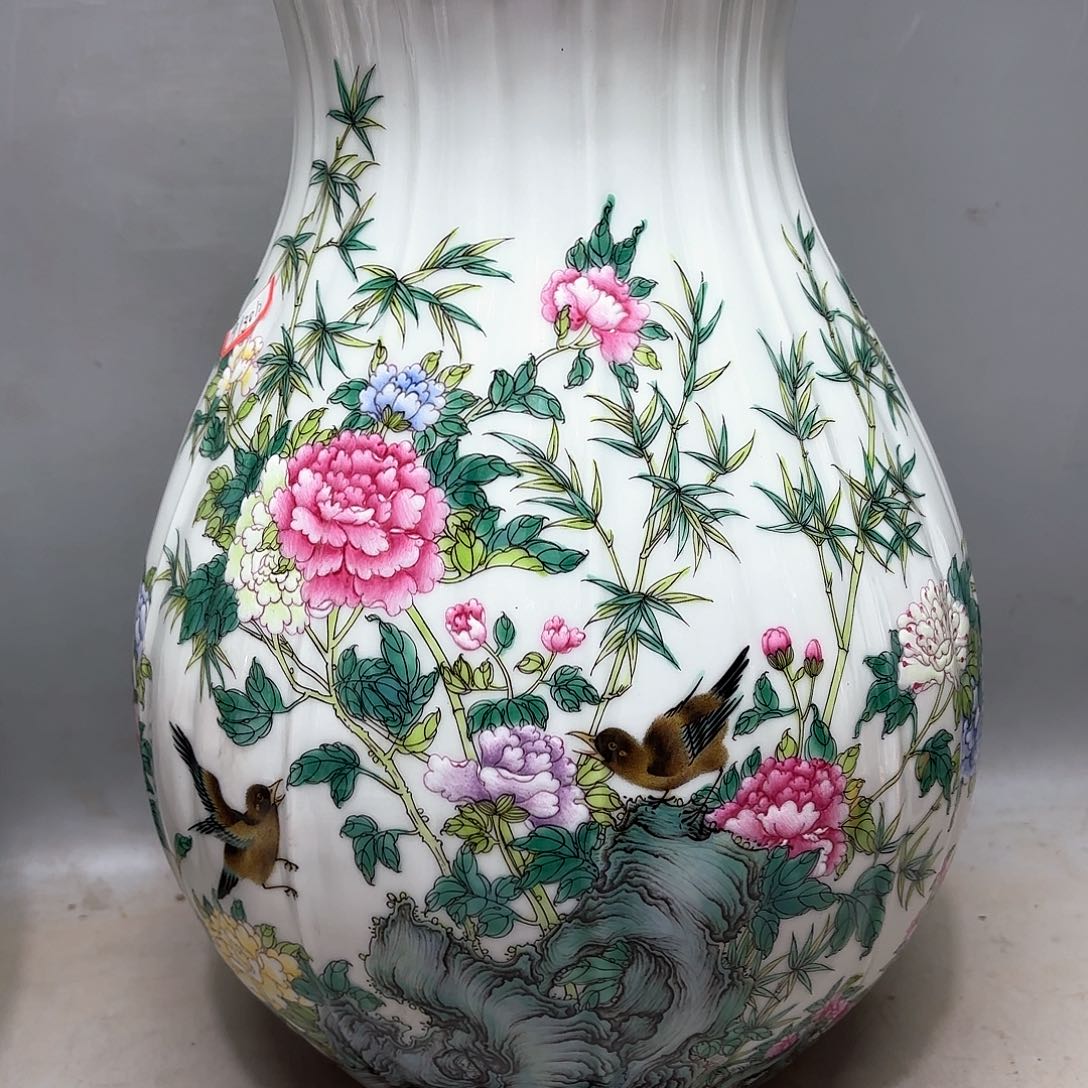 摆件浙**城精品陶瓷工艺美术品摆件