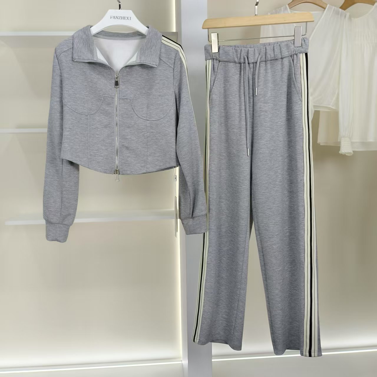 麦迪尚品【Miss-O】5052287 春秋时尚休闲运动套装品牌撤柜