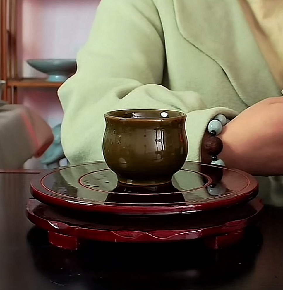 手工拉坯手绘草木灰釉圆融杯纯手工主人杯大容量陶瓷复古