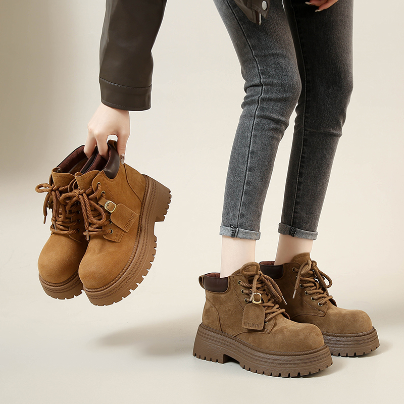 英伦风增高厚底秋冬大黄靴短筒加绒真皮马丁靴厚款百搭软底短靴子