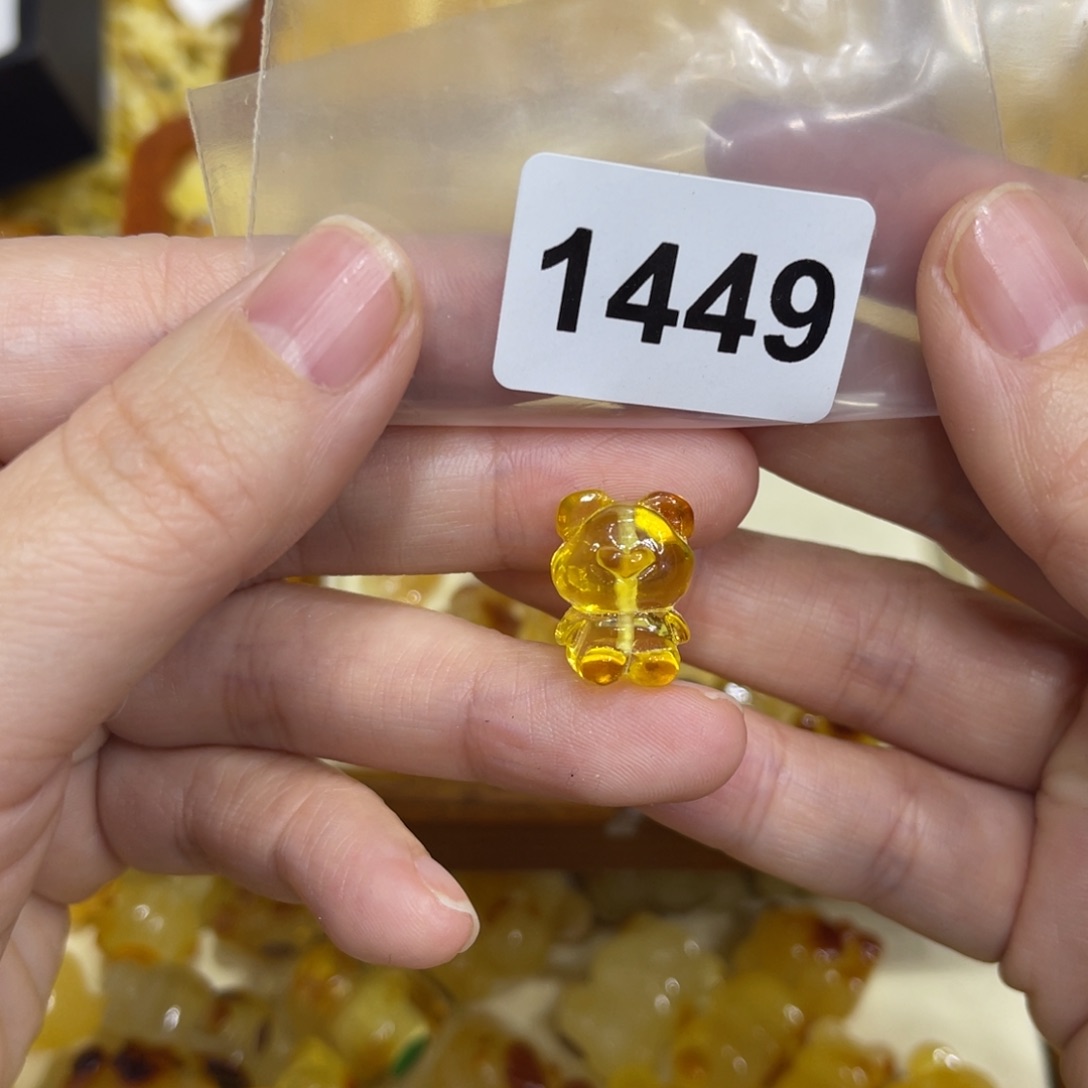 琥珀珠宝奇石未镶嵌