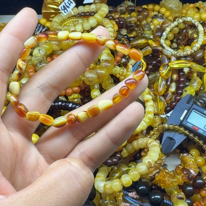 琥珀未镶嵌珠宝奇石