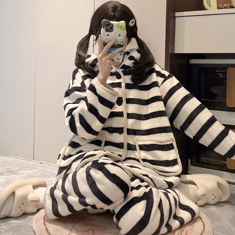 秋冬季休闲珊瑚绒睡衣女找到编码下单