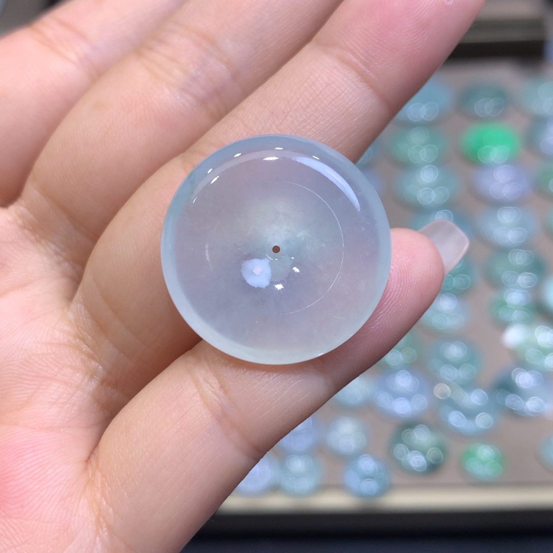 翡翠未镶嵌颈饰平安扣23.9*6.