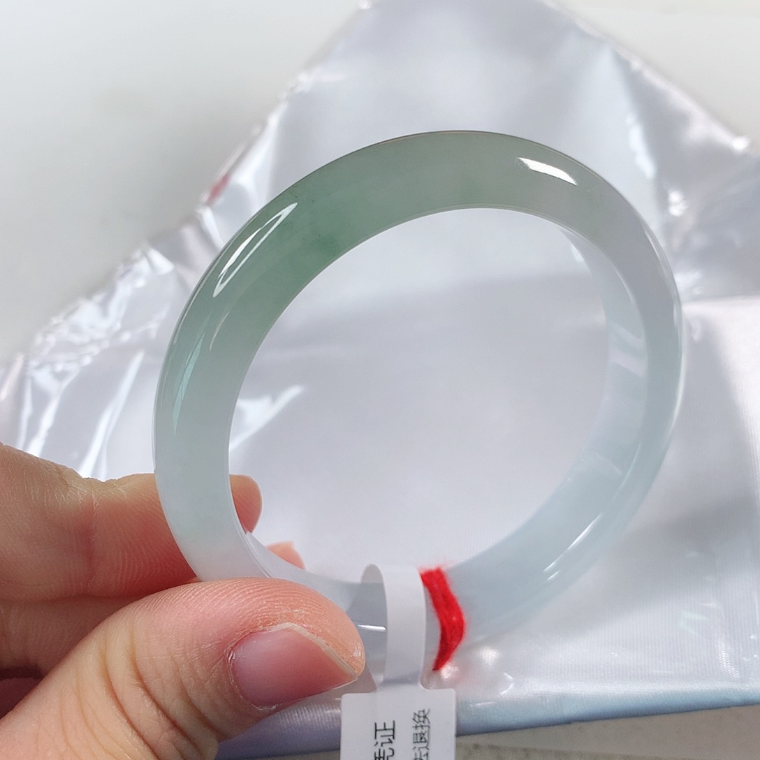 翡翠手镯未镶嵌①③②