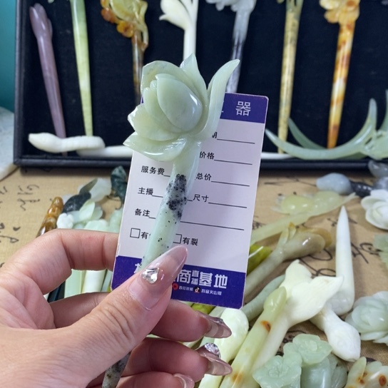 蛇纹石玉岫玉发簪未镶嵌