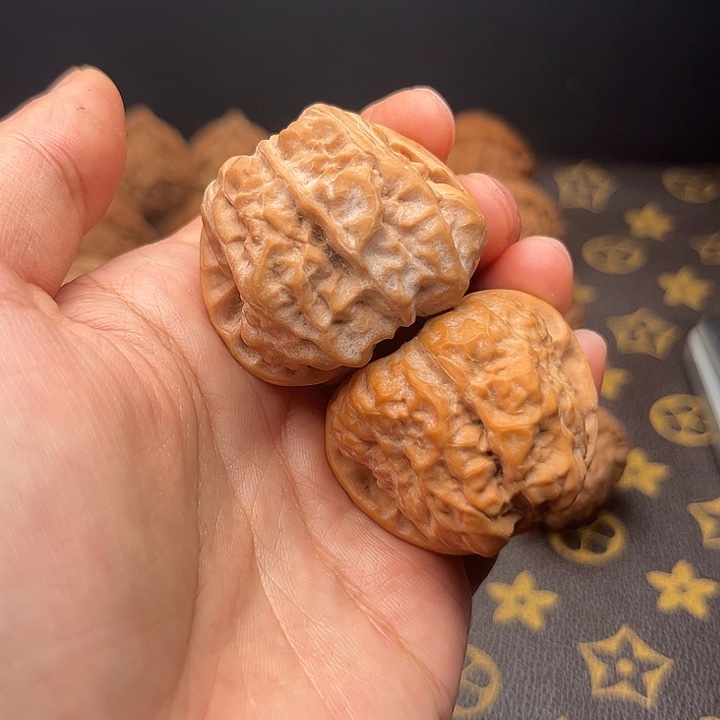 文玩核桃吊坠38蛤蟆头