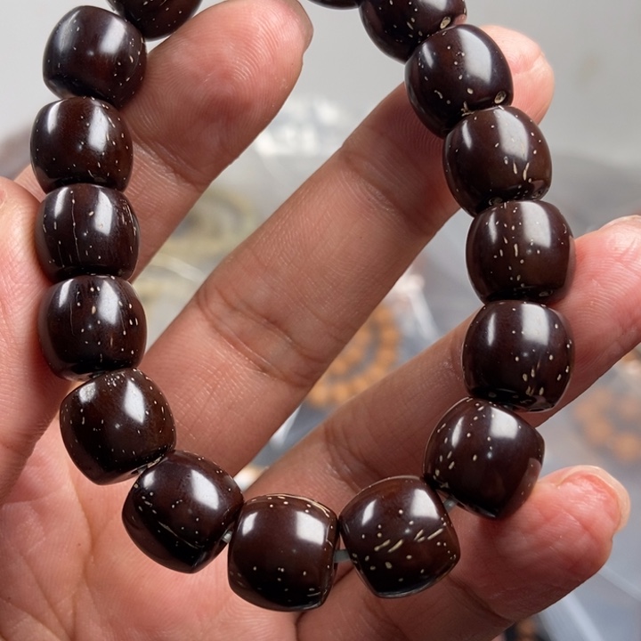 紫金鼠吊坠今天的