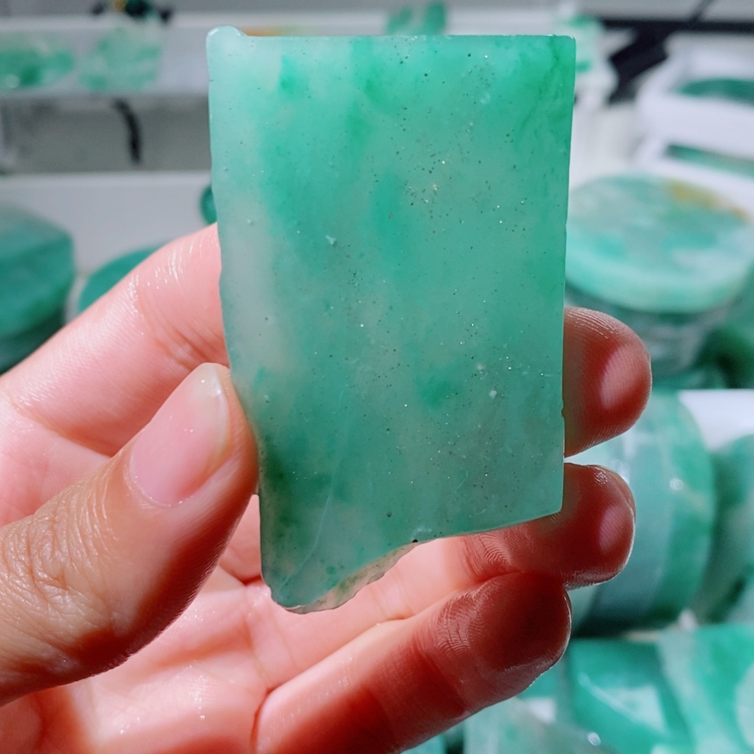 石英质玉吊坠(不含链)未镶嵌