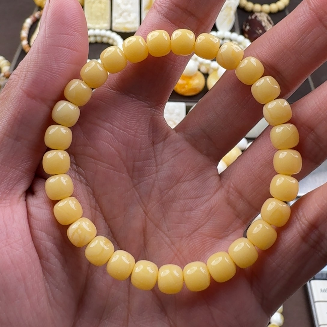 未镶嵌琥珀裸石蜜蜡