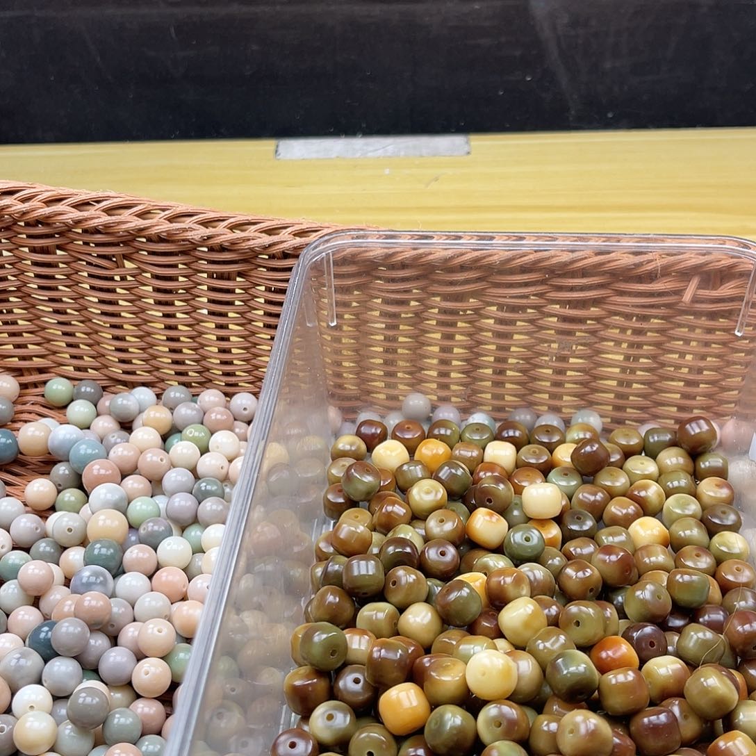 白玉菩提吊坠C/14mm/350颗