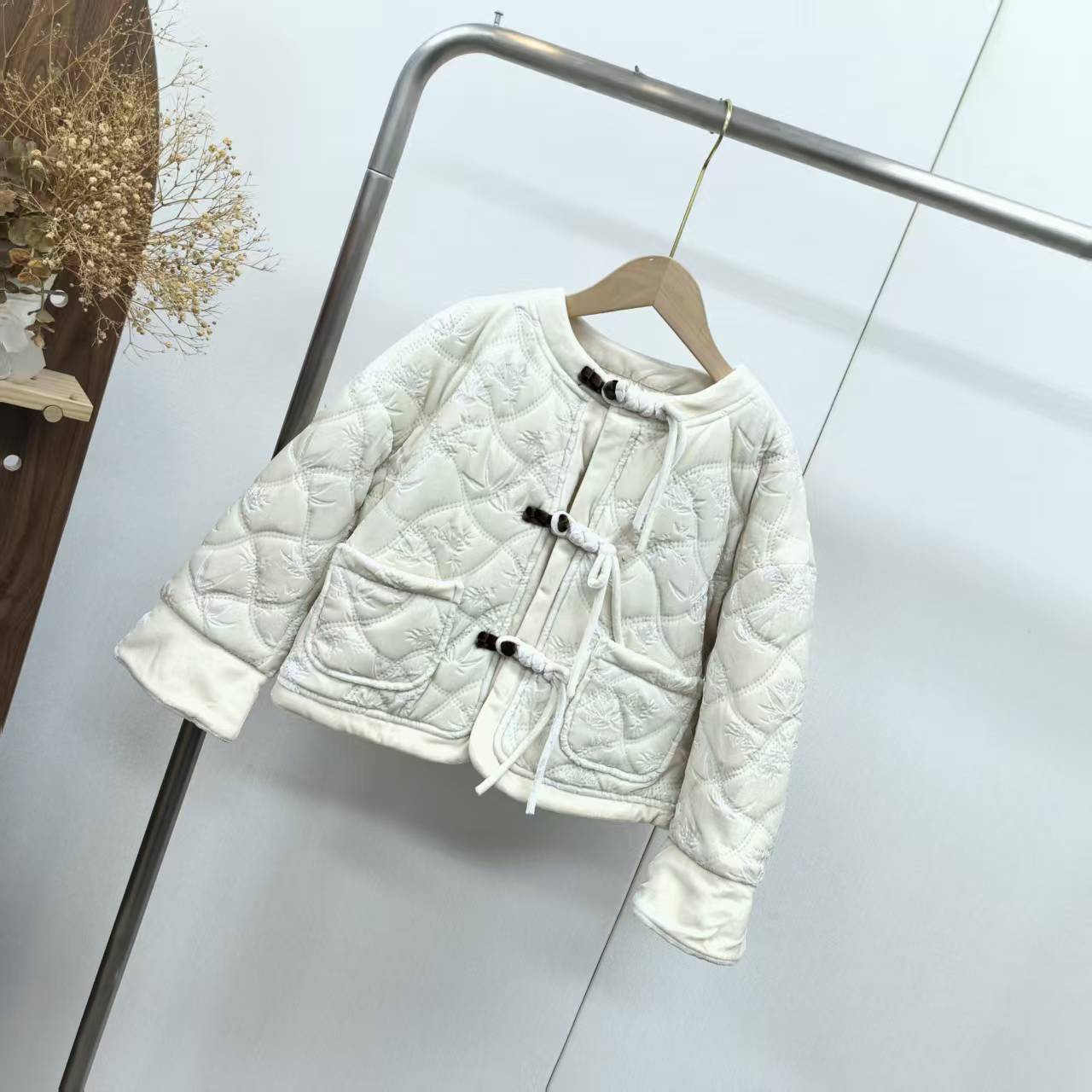 【0590】米色外套B0-5