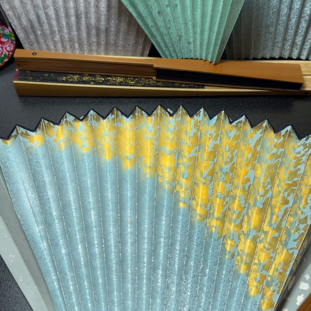 O***r扇子9 1.5 20 一面湖蓝斜洒 一面点鱼籽jq