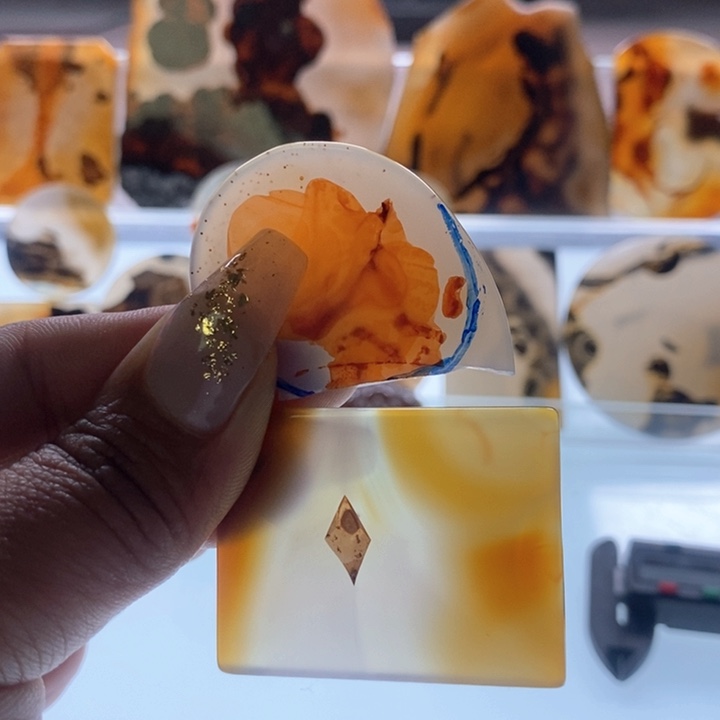 玛瑙/玉髓颈饰未镶嵌?*影