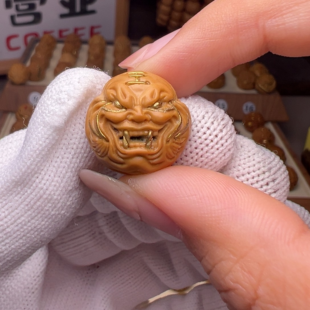 把件猴头核桃镶嵌款虎王全品有正常封口线