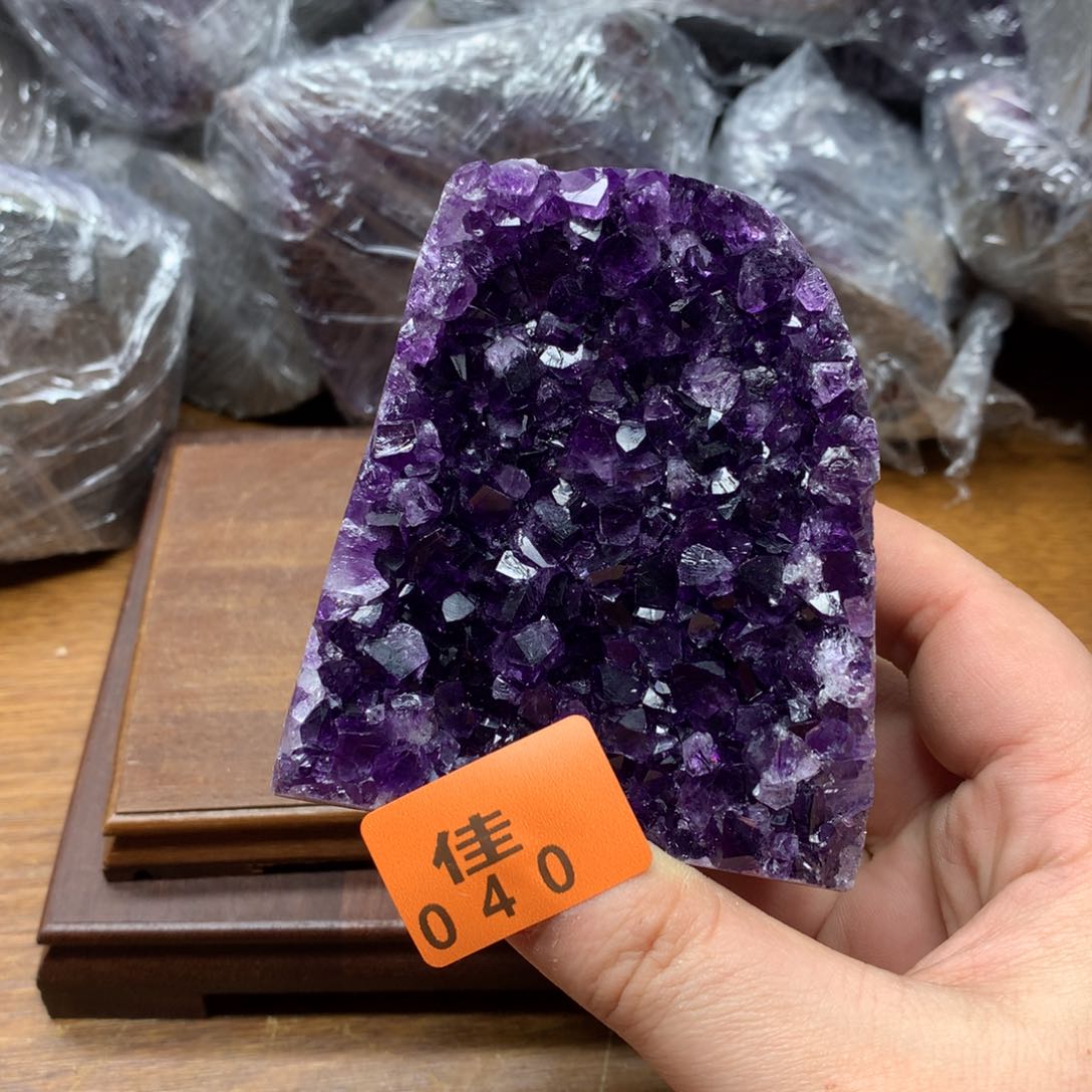 水晶大型摆件（非配饰）未镶嵌