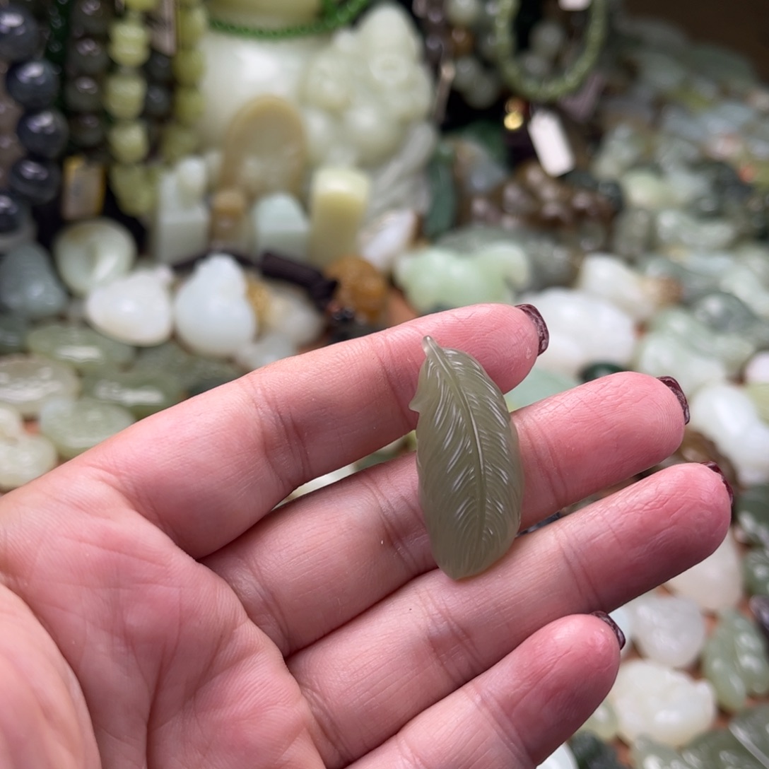 和田玉未镶嵌吊坠(不含链)