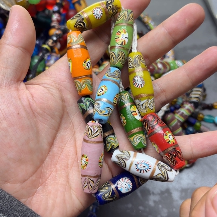 琉璃颈饰琉璃琉璃