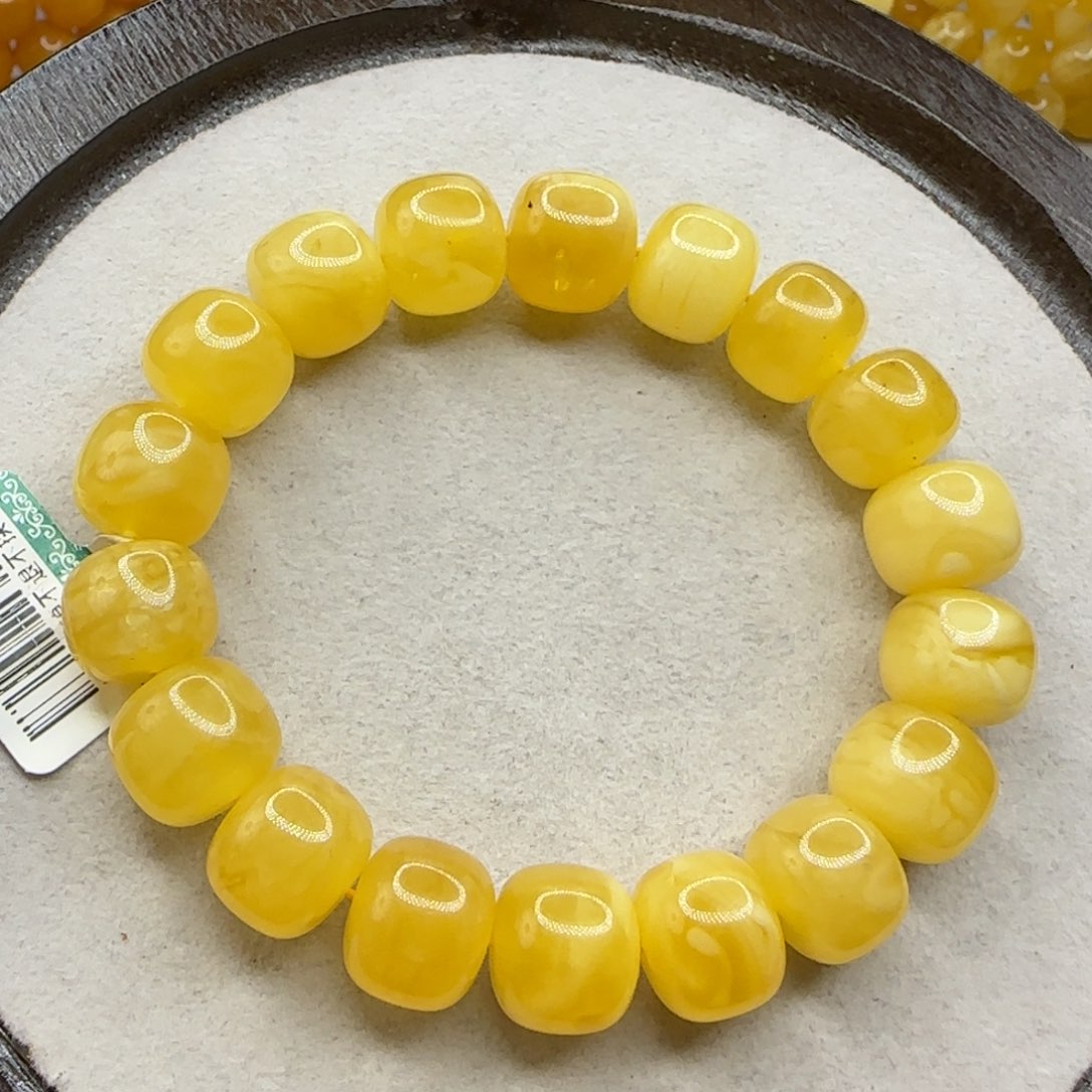 琥珀未镶嵌珠宝奇石13